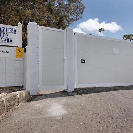 Parque de vacaciones Confortable With Views San Bartolomé