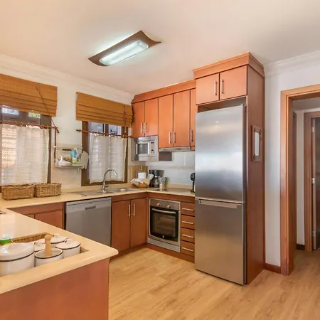 Confortable With Views *